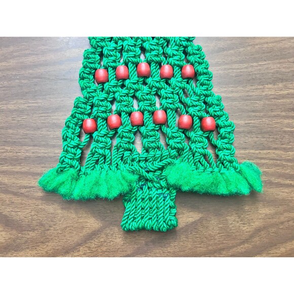 Macrame Handmade Christmas Tree Wall Hanging Large Green Red Wood Beads - Picture 2 of 7
